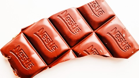 今日の3時のおやつは？オフィスでもついつい食べちゃうお菓子は、ダイエットの天敵！そんなお菓子のメーカーウェブサイトの画像軽量化状況をチェックしてみよう