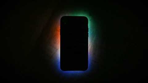 AppleもHUAWEIも！スマホメーカーのウェブサイトは、新機種の紹介がたっぷり！画像軽量化しているかどうか、チェックしてみよう！